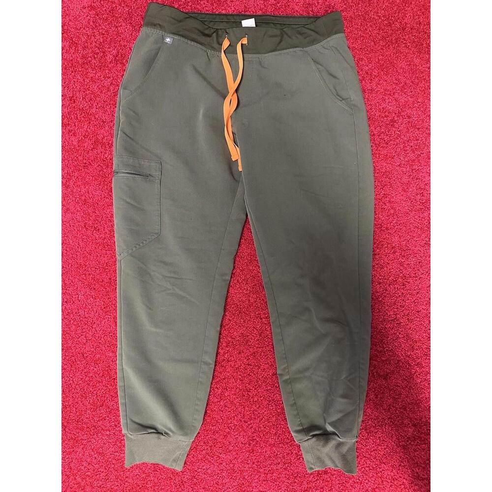 Figs technical edition Cargo Scrub, Pant Women’s Medium Petite. Olive